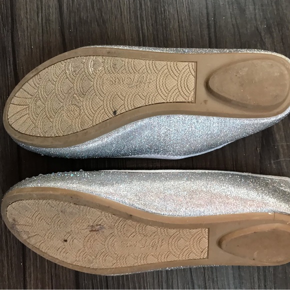 sparkly slip on dress shoes - Picture 3 of 3